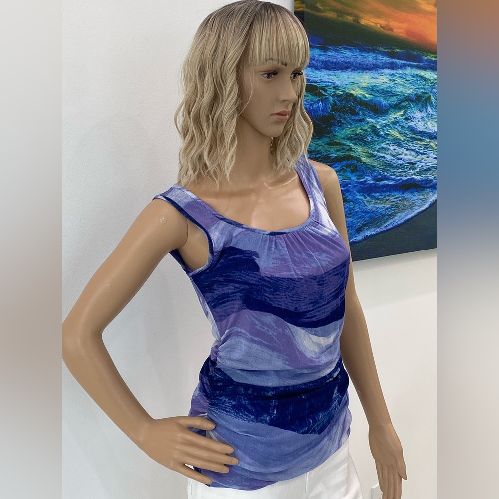 NWOT Gorgeous Kenneth Cole New York Fitted Blue and Purple Sleeveless Top,Size S